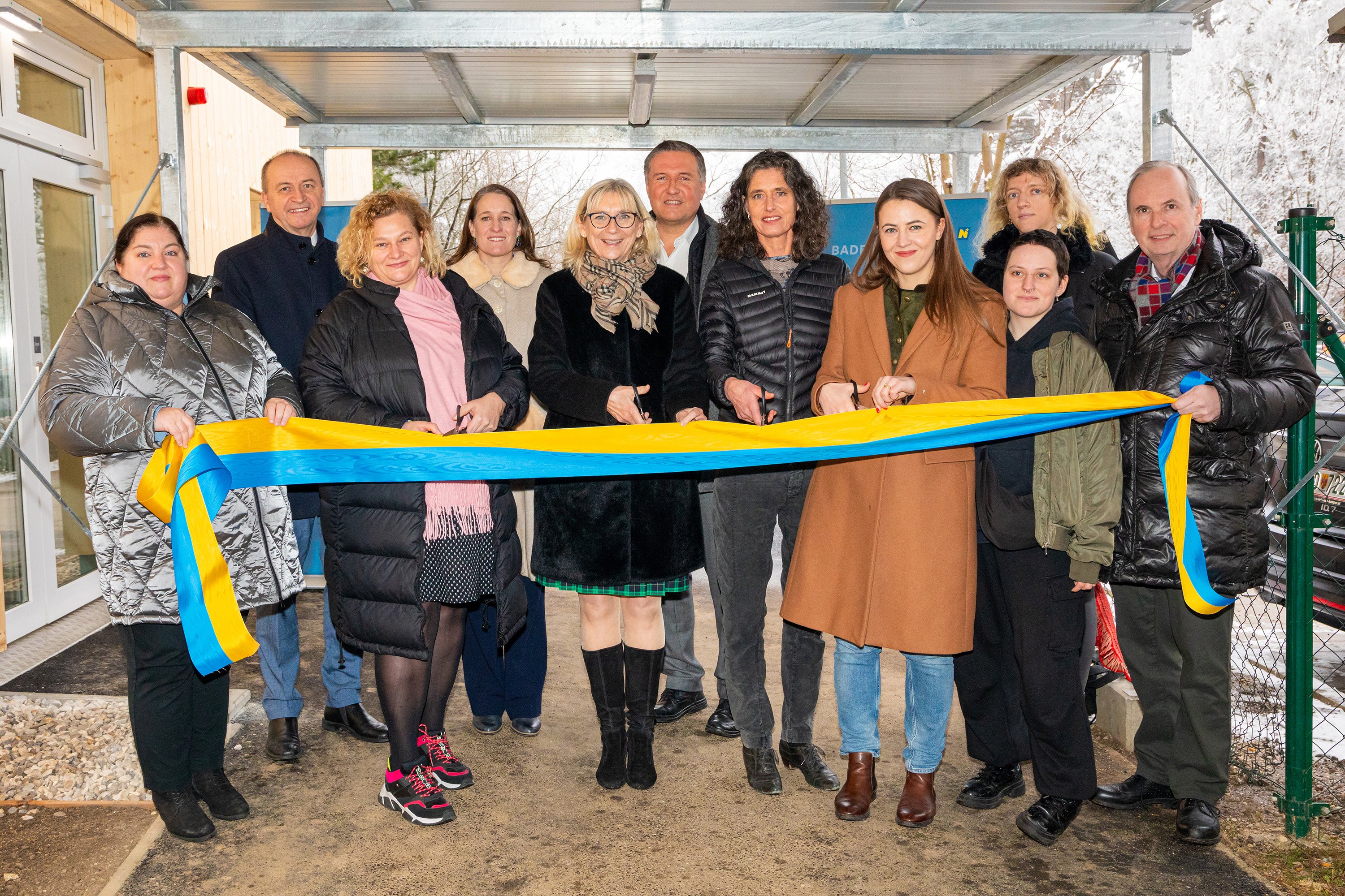 Gruppenbild bei der Eröffnung